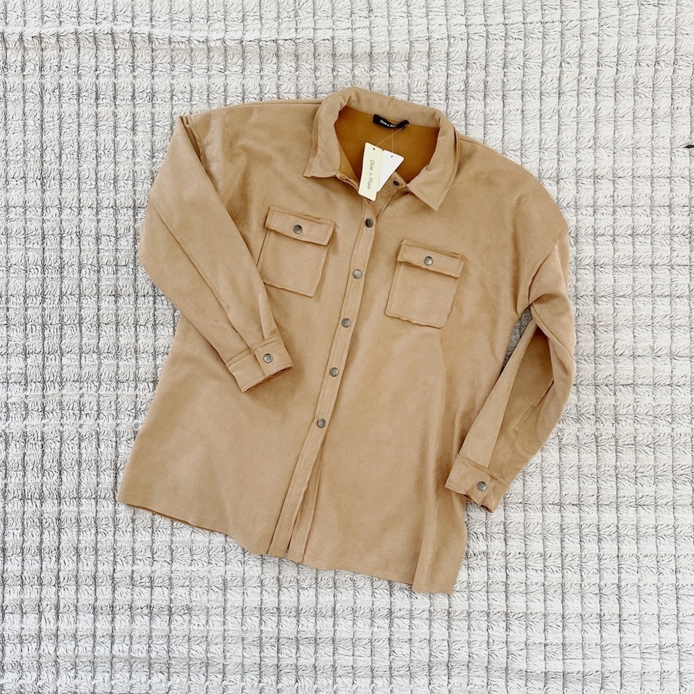 NWT Doe & Rae Tan Button-Up Shirt - Picture 2 of 4